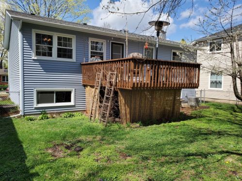 121 Ott Ave, Glendale Heights, IL 60137-5633
