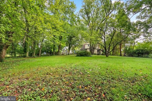 9910 Gardiner Ave, Silver Spring MD 20902-5111 exterior