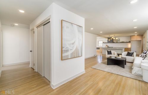 2605 Kimmeridge Dr, Atlanta GA  30344-3020 exterior