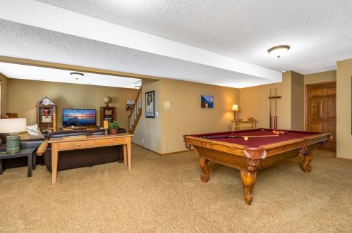 13606 Duluth Dr, Saint Paul MN 55124-8797 exterior