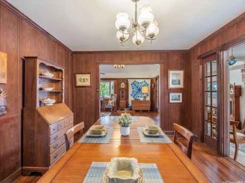 4561 Aukai Ave, Honolulu HI  96816-5209 exterior