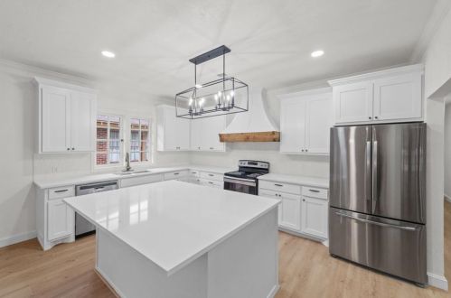 2225 Fairmount Ave, Fort Worth TX  76110-1326 exterior