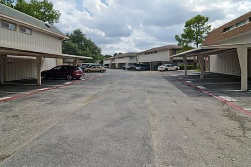 4422 Westminster Dr, Irving TX  75038-5646 exterior