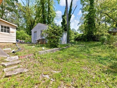 2778 Harlan Dr, Atlanta GA  30344-3761 exterior