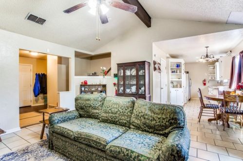 509 Russell Rd, Fort Worth TX  76140-3635 exterior