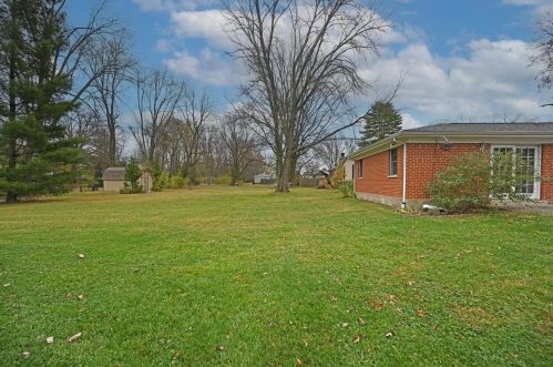 5124 Hagewa Dr, Cincinnati OH 45242-6247 exterior