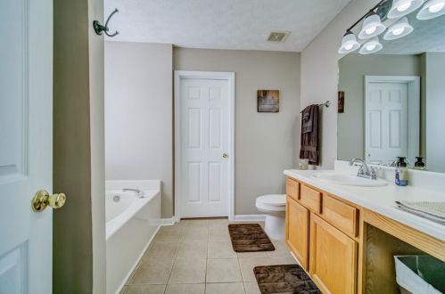 1015 River Plantation Dr, Holly Springs GA  30188-2388 exterior