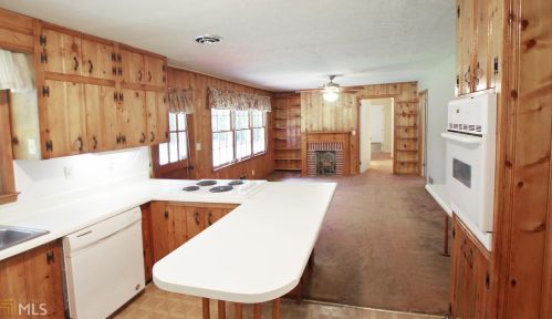 343 Hemphill Rd, Stockbridge GA  30281-2827 exterior