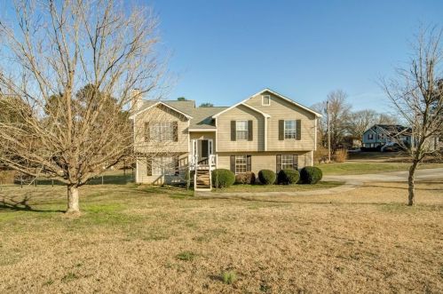 32 Pleasure Dr, Carrollton, GA 30116-5580