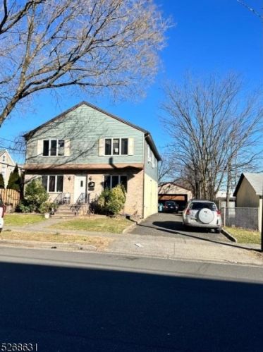 10 Cedar St, Garwood, NJ 07027-1104