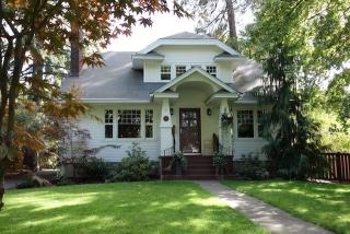 738 23rd Ave, Spokane WA  99203-3325 exterior