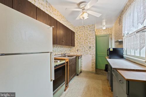 1809 Florin St, Silver Spring MD 20902-3838 exterior