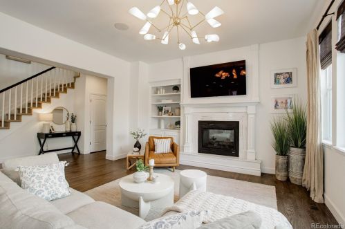 9559 Shenstone Dr, Parker CO 80134-6042 exterior