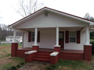 104 Leach Ln, Clinton, TN 37716-5792