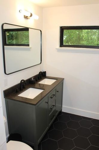 9781 Ash Creek Dr, Dallas TX  75228-3601 exterior