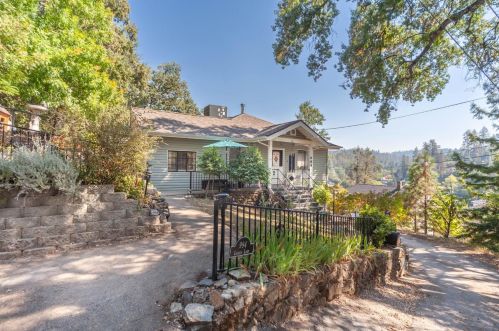 994 Garden Loop, Swansboro Country, CA 95667-4548
