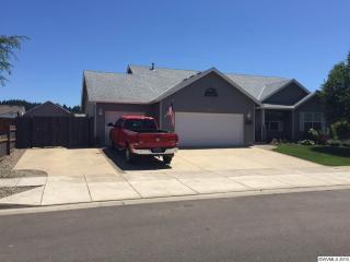 6225 Elena St, Albany, OR 97321-7409