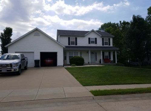 2826 Robert Dr, Columbia, IL 62236-2674