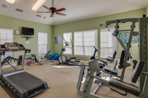 3320 Rosemeade Dr, Fort Worth TX  76116-0994 exterior