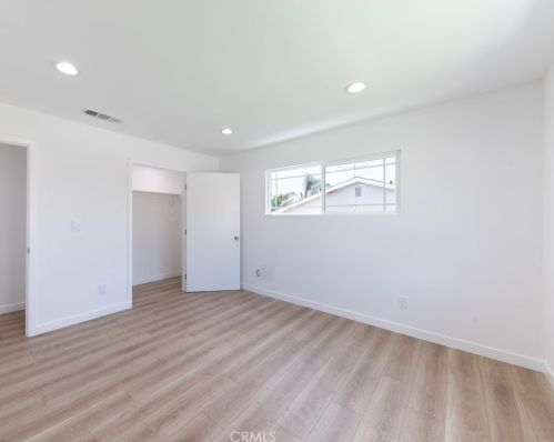 2363 Robinhood Pl, Orange CA  92867-1850 exterior