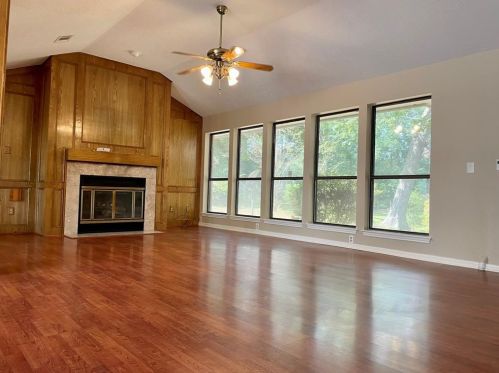 75 Panorama Dr, Conroe TX  77304-3400 exterior