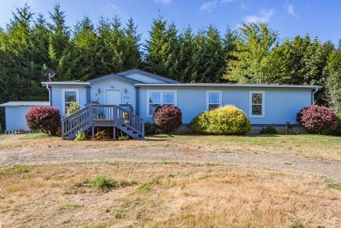 25854 Hwy 20, Eddyville OR  97343-9761 exterior