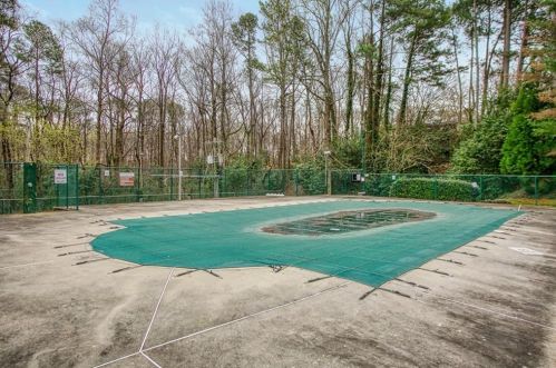 783 Houston Mill Rd, Atlanta GA  30329-4225 exterior