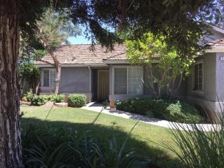 2470 Vernal Ave, Fresno, CA 93722-6847