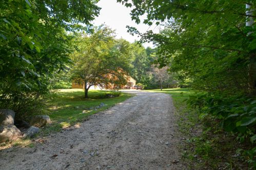 17 Blueberry Hill Rd, Lyman, ME 04002-3231