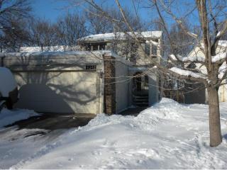 4342 Highland Dr, Saint Paul MN  55126-3125 exterior