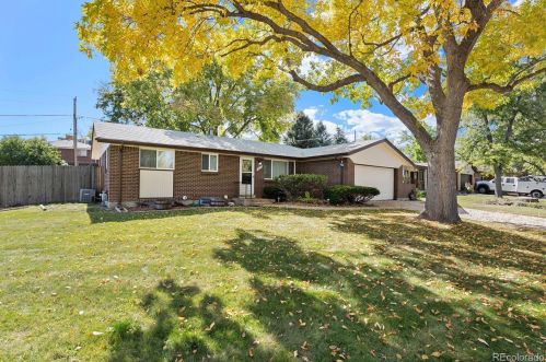 12028 62nd Pl, Arvada, CO 80004-4002