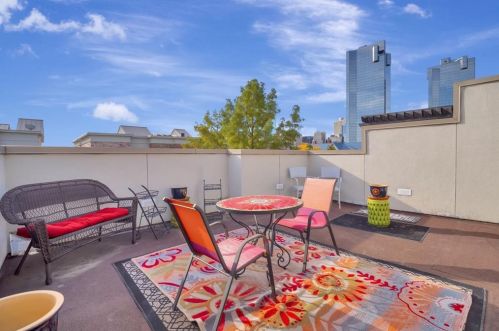 701 1st St, Fort Worth TX  76102-2705 exterior