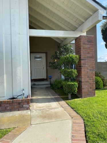 5386 Vista Sierra, Cypress, CA 90630-3023