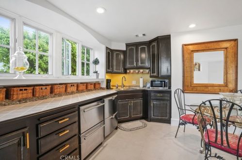 43 Sandpiper, Irvine CA  92604-3646 exterior