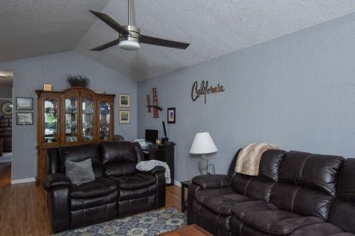 308 Algen Ave, Modesto, CA 95358-6324