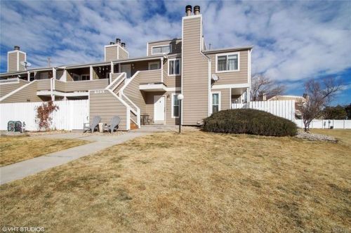 8095 Colorado Ave, Denver CO  80231-8058 exterior