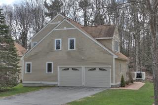3 Chatfield Dr, Nashua, NH 03063-2027
