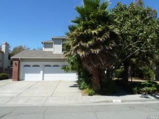 918 Locust St, Fairfield, CA 94533-7024