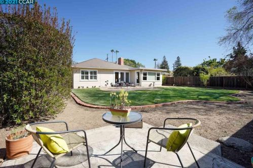 1399 Grv Way, Concord CA  94518-1208 exterior