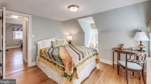 2009 Grace Church Rd, Silver Spring MD 20910-2116 exterior