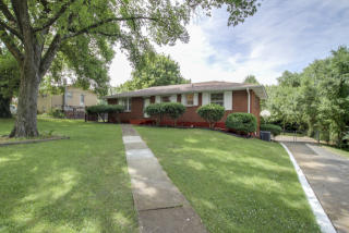 214 Bonnalynn Dr, Hermitage, TN 37076-1144