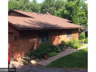 4779 Richard Ln, Saint Paul, MN 55122-2782