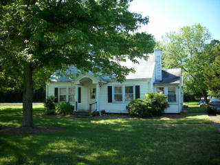 56 Brogden Ln, Hampton, VA 23666-1909