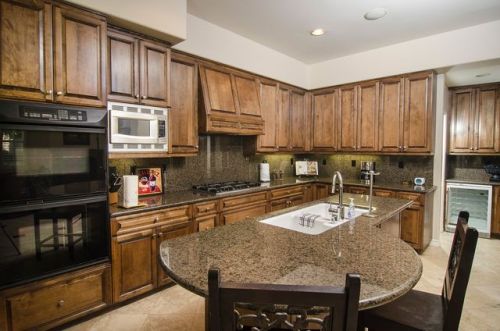 1322 Alcyon Ct, Carlsbad, CA 92011-4880