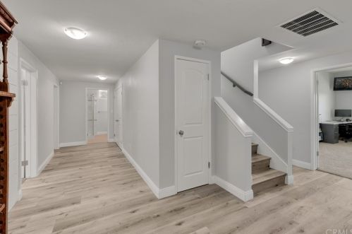 450 25 St, Upland CA 91784-8338 exterior