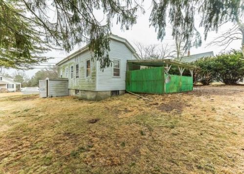 91 Church St, Westerly, RI 02808-1615