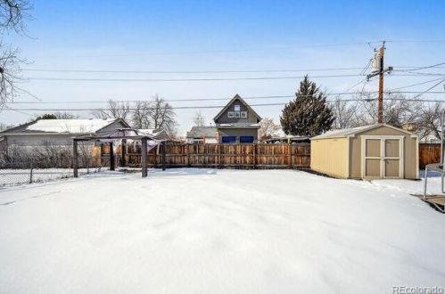 835 Oakland St, Denver CO  80010-4173 exterior