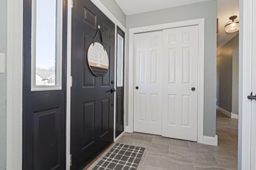 1400 Lariat Dr, Swygert IL  61764-9583 exterior
