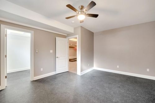 1100 Hyde Park, Crown Point IN 46307-7881 exterior