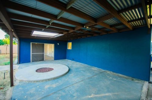 6352 Riverside, Riverside CA  92506-3129 exterior
